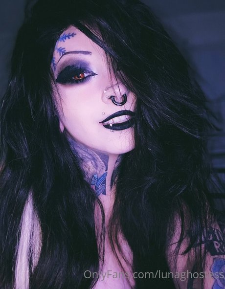 Luna Ghostess onlyfans leaj