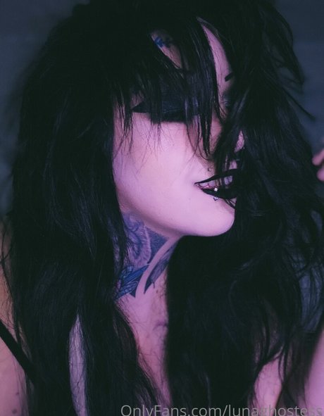 Luna Ghostess porn only fans