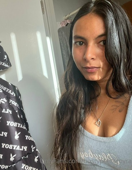 bustypetitemyra leaked onlyfans