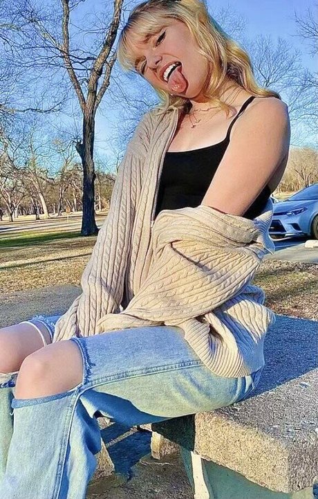 NaomiSkyex new onlyfans leaks