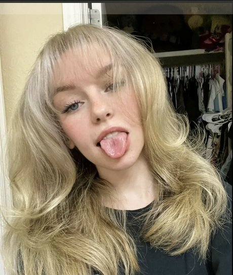 NaomiSkyex onlyfans leaks sex