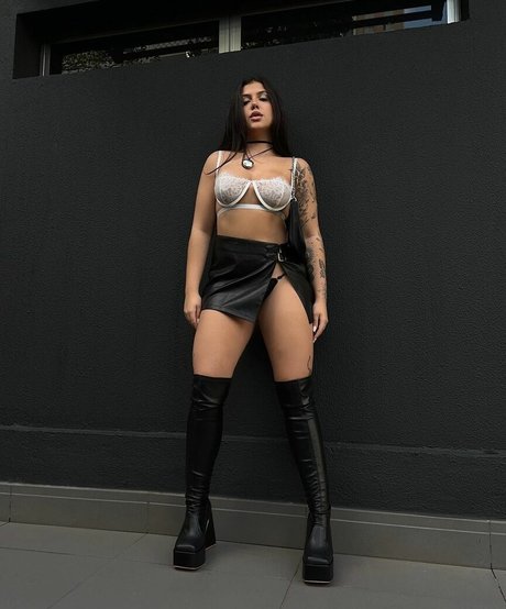 Luiza Parente onlyfans content