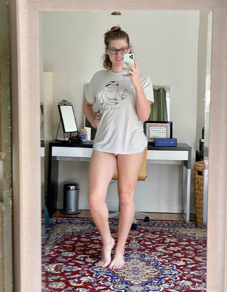 somelittlecrumbs onlyfans fuck