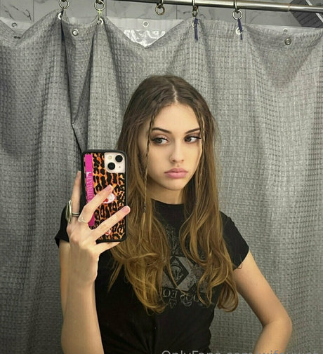 wifeywet xxx onlyfans