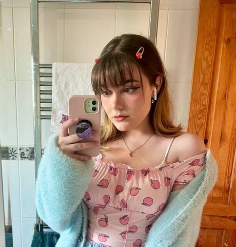 poopernoodle nudes only fans