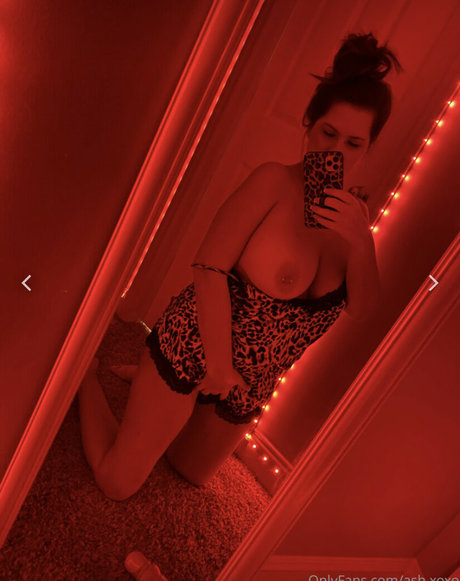 Ashley Harris onlyfans nude pics