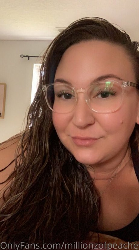 millionzofpeaches leak only fans