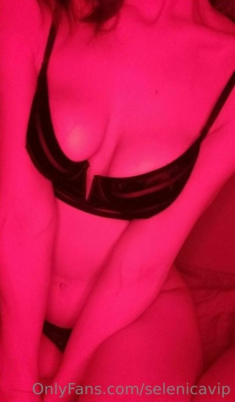 selenicavip naked onlyfans leak