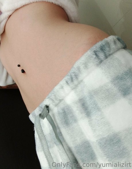 yumializirt onlyfans sextape