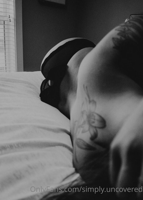SimplyUncovered onlyfans fotos