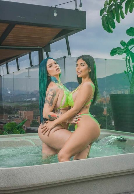 rabbitliciousss leak only fans