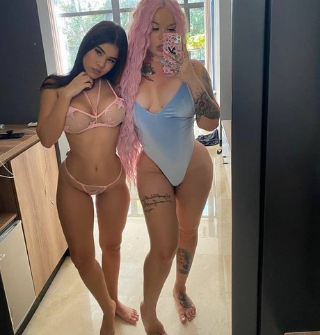 rabbitliciousss nude onlyfans leaks