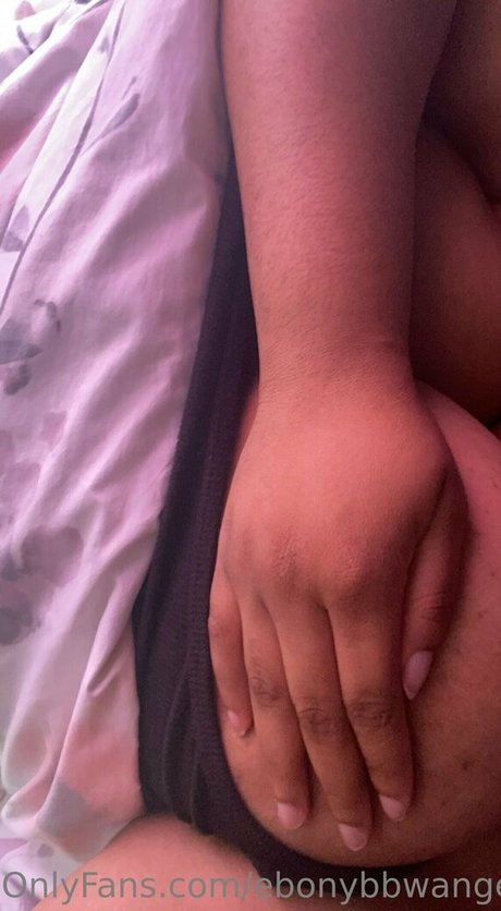 ebonybbwangelafree onlyfans model photos
