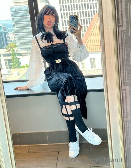 radiantkitsune onlyfans leaked sex