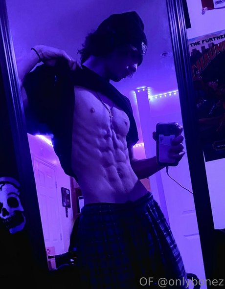 onlybonez Profile image