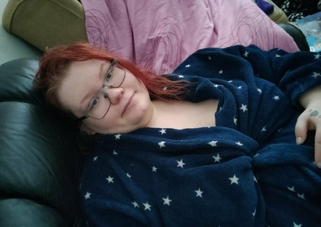 peachycat8 nude onlyfans leaks