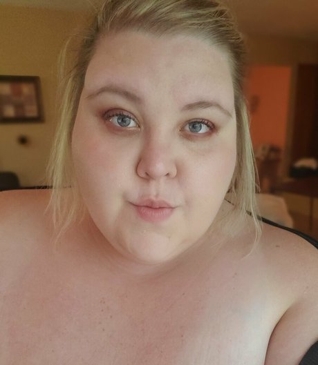 peachyg28 onlyfans free