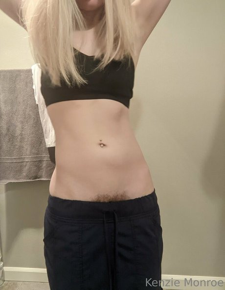 kenziemonroe feet onlyfans