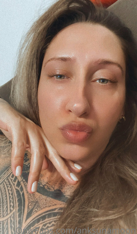anksunamoon onlyfans content