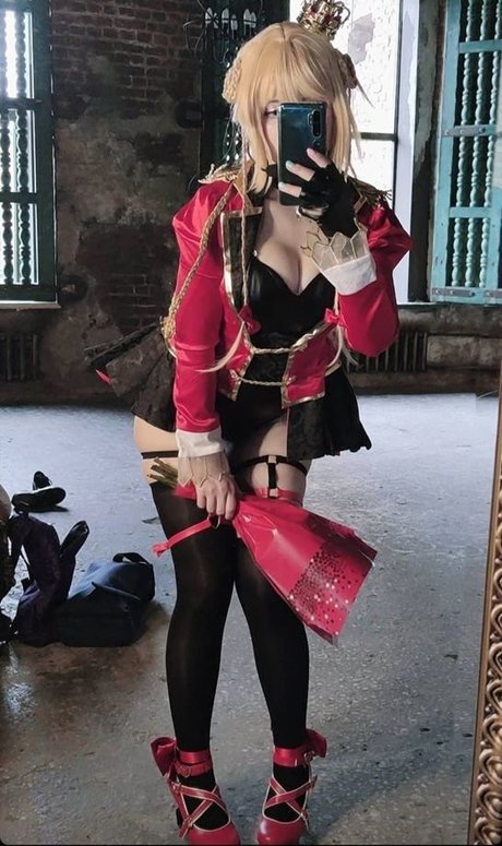 Saya Scarlet xxx only fans