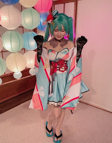 Saya Scarlet onlyfans joi