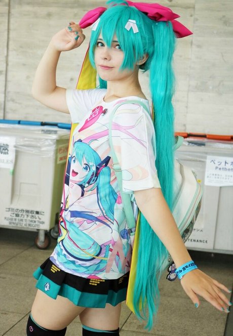 Saya Scarlet onlyfans leaked pictures