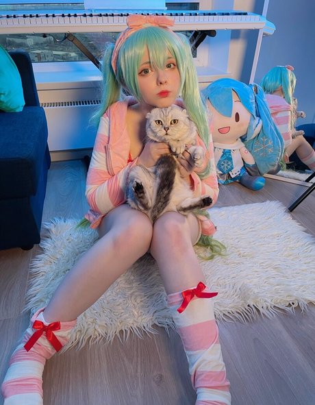 Saya Scarlet leaked onlyfans