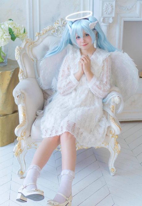 Saya Scarlet onlyfans naked leak