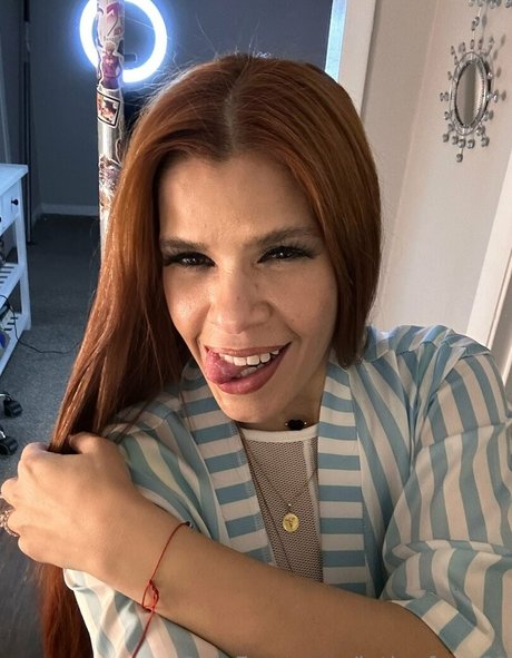 latinafoxy69 onlyfans leajs