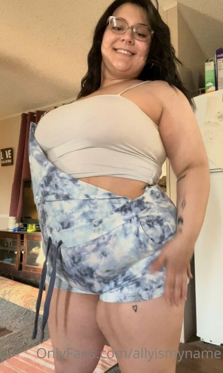 giantess onlyfans free porn photo