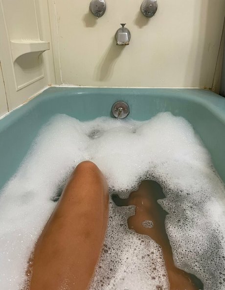 abs0727 desnuda onlyfans