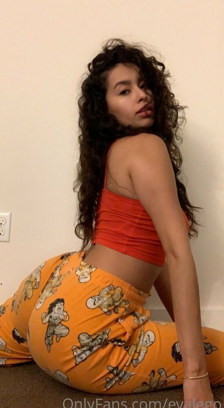 Evangelina Legetta onlyfans lean