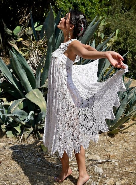 Nathalie Kelley  pics