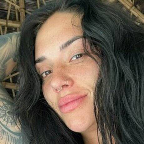 Krystal Galtry strip onlyfans