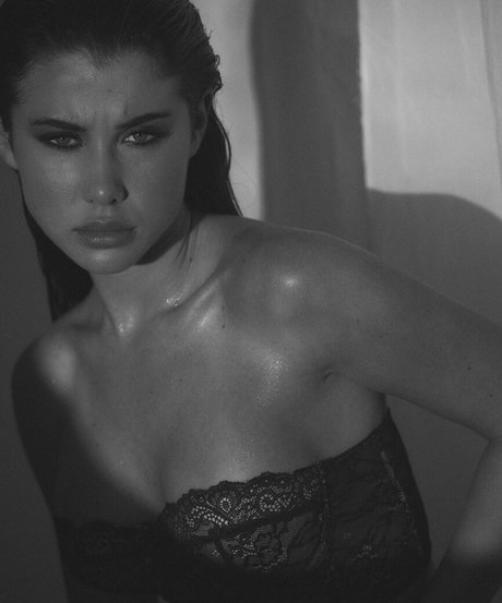 Alina Barmak onlyfans sextape leak