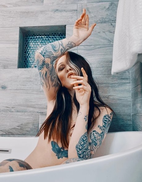 Morgan Adams topless onlyfans