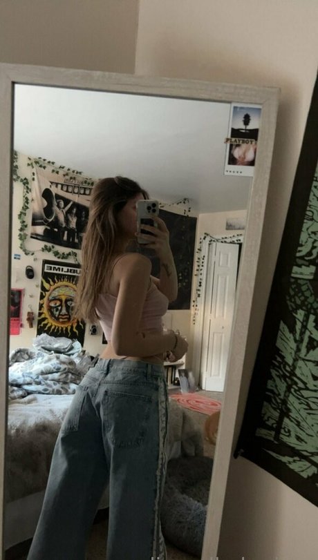 alignedbyjuniper sexy onlyfans