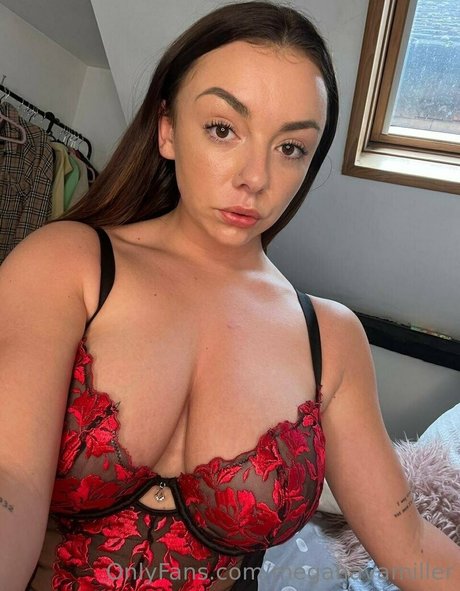 meganavamiller onlyfans nudes