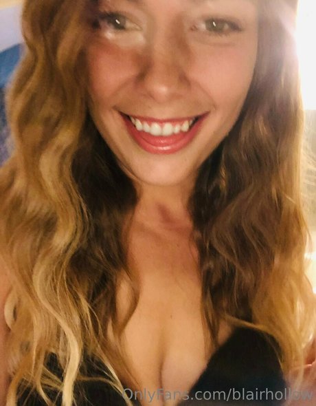 blairhollow onlyfans leak ass