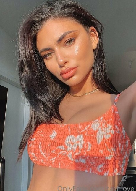 tashlove naked leaked onlyfans