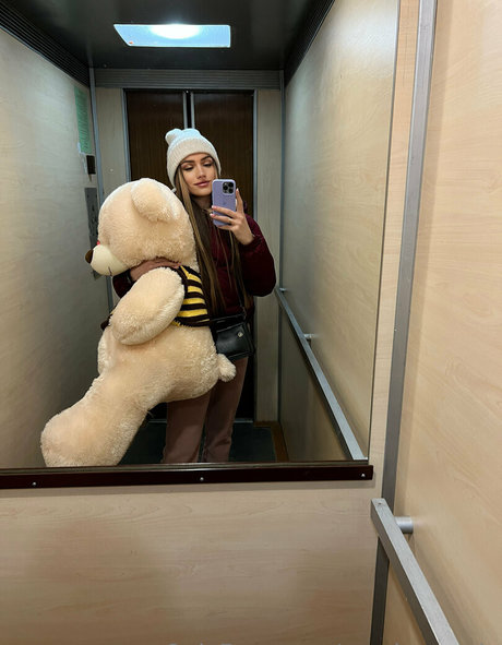 lesbian milf onlyfans beautiful negative