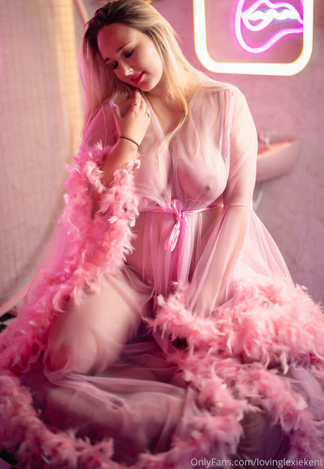 LovingLexieKent onlyfans archives