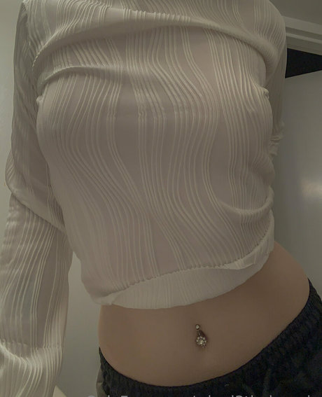 winni3thebunnie onlyfans nude content