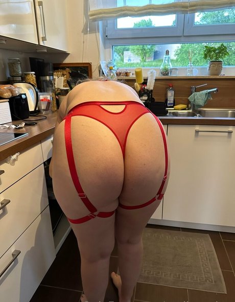 Molly Archer only fans pictures