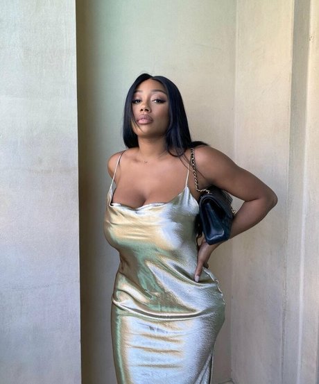 Vivi Panamera feet onlyfans