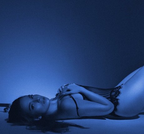 anna nyzovaya onlyfans pics