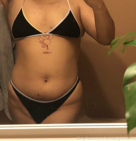 benadryldreams nude onlyfans leaked