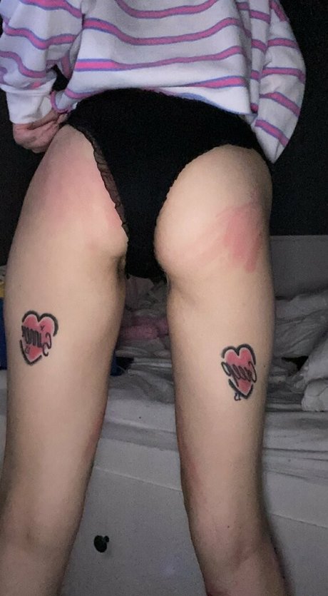 asian blonde onlyfans erotic visuals