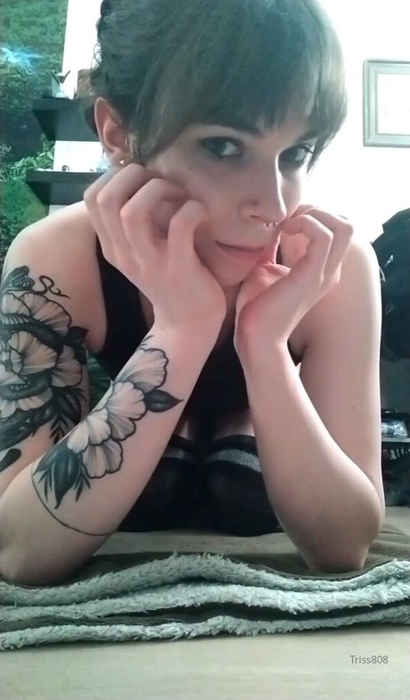 Triss808 onlyfans ass