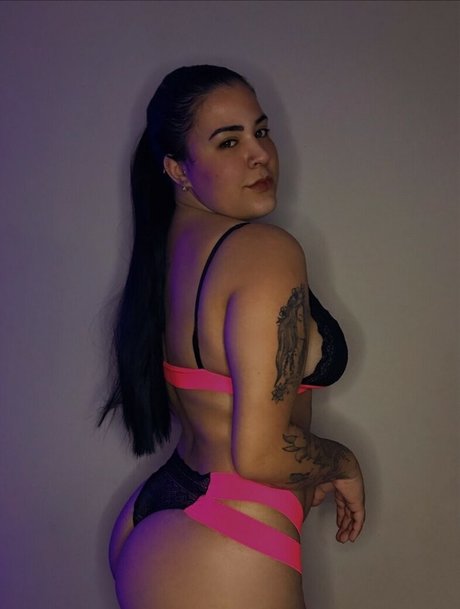 Laraoliveiraof free onlyfans